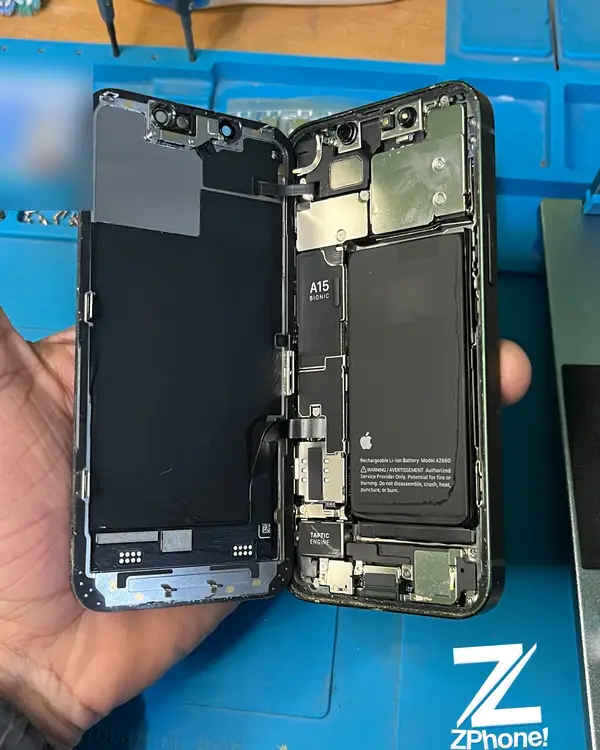 iPhone 13 mini · Cambio de batería · Proceso